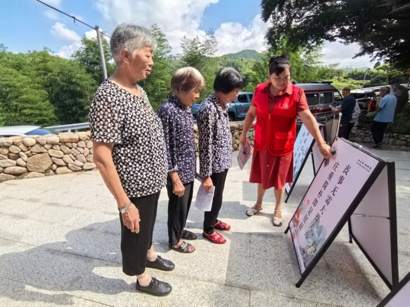 雷峰鎮(zhèn)：文明新風潤?quán)l(xiāng)土 宣傳引導(dǎo)倡新風