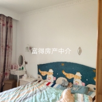 寶龍花園  128.00㎡ 148.00萬元