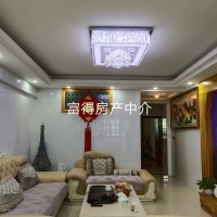 城東新區(qū)  128㎡  精裝修三房 配全家電家具 好樓層證全首付20萬80幾萬
