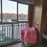 西苑大廈 一房一廳拎包入住出租