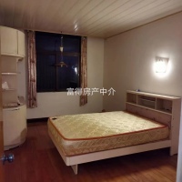 德新街  138㎡ 100.7萬元