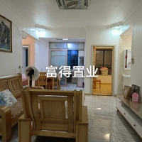 嘉德新苑  92㎡ 精裝修三房另配一小車位僅售80幾萬