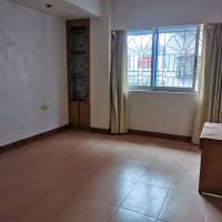 南門  136㎡ 130萬(wàn)元，第一實(shí)小 三中，首付30萬(wàn)