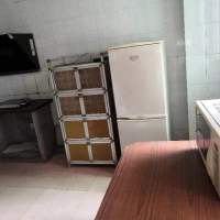 湖前正規(guī)二房一廳拎包入住出租
