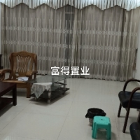 坪鋪小區(qū)  128㎡ 精裝修三房 好樓層 證全 88萬(wàn) 首付10萬(wàn)左右