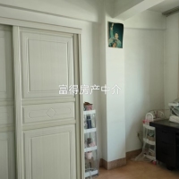 富東街  135㎡精裝修三房僅售 105萬