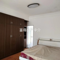 坪鋪小區(qū)  130㎡精裝修三房好樓層 全明通透戶型 93萬(wàn) 首付10幾萬(wàn)