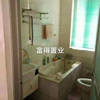 富東街  113㎡精裝修三房 好樓層 證全 105萬