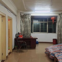 縣城小區(qū)  123㎡ 96萬元
