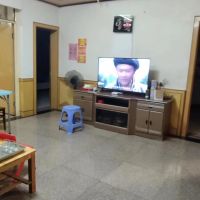 [煙花][煙花][煙花]湖前，二實小三中學(xué)區(qū)房，邊套好 樓層，四房兩廳兩衛(wèi)一陽臺，