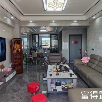美倫山景疊苑4房2廳  126㎡ 175萬元南北通透，