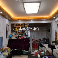東埔聚興小區(qū)  100平 精裝修三房 僅售 120萬(wàn) 過(guò)戶一萬(wàn)多