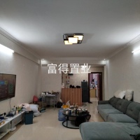 城東新區(qū)  120㎡另配一室內小車位 精裝修三房好樓層 證全 僅售75萬首付15萬