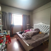 南環(huán)路公寓旁   一實(shí)小  六中學(xué)區(qū)房  53.56㎡ 38萬元