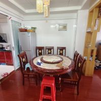 龍東小區(qū)  114㎡ 89萬(wàn)元