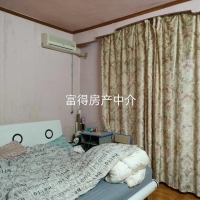 富東街  140㎡  3房2廳   高裝  證全   110萬元