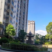 瓷城大廈  72㎡ 103.8萬(wàn)元證在手，首付50萬(wàn)