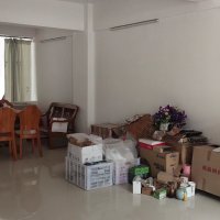 瓷城花園  82㎡ ，證在手，拋售七十幾萬，學(xué)位：三中 三實(shí)小