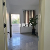 德新街 一實(shí)小學(xué)區(qū)房 120.1㎡ 128萬元