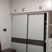 金龍中心城  118㎡ 200萬(wàn)元商品房證全，首付60萬(wàn)