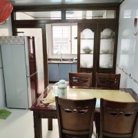 坪鋪小區(qū)  135㎡ 1200元/月