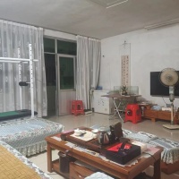 世科小區(qū)樟樹外  145㎡ 110萬元，證全，首付30萬，第二實小學(xué)區(qū)房