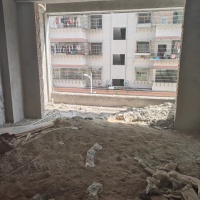 榮昌小區(qū)，108平方3房2廳南北通透，前后陽臺，出售55萬
