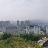 西苑大廈  135㎡ 160萬元 證件齊全