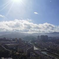 鳳凰花苑  89㎡ 毛坯 證全 可過(guò)戶 112萬(wàn)元