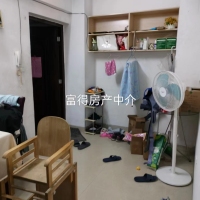 龍東小區(qū)  55㎡精裝修二房 證全僅售 42萬