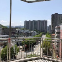 涌口移民小區(qū)  120㎡ 1800元/月