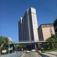 世科水岸林邸  115㎡ 毛坯三房 好樓層 每平米8500元 首付10萬其余按揭