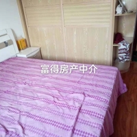 鳳凰山莊電梯房3房2廳 105平方高裝 只售131萬  證全  看房：13506919091