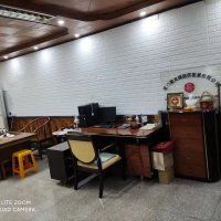 德新街105平方，中裝3房2廳，只售90萬，電話13348566558