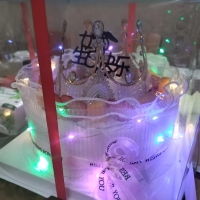園丁新村  141㎡含車(chē)庫(kù)  3房2廳  中裝  證全   85萬(wàn)元