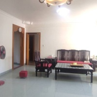 金苑小区  125㎡ 90万元