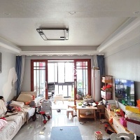 冠益凤凰国际  129.00㎡ 143万元