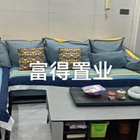 裕正山水花園  100㎡另配一小車位（有產(chǎn)權(quán)）精裝修三房 好樓層 107萬 首付30萬左右