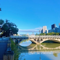 美倫樓王，133平，4房2廳，毛坯房，160萬，證全，看房：13