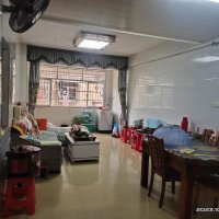 寶美工業(yè)區(qū)職工宿舍樓，電梯房81㎡三房 27萬元