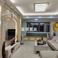 瓷城大廈  112.36㎡另配一子母車位  精裝修三房 好樓層 過戶便宜 僅售175萬(wàn)