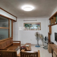 龍東小區(qū)  81㎡ 精裝修二房 好樓層 僅售60幾萬