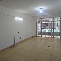 瓷都大道，福都酒店后面2樓， 面積120平方，三方兩廳 126㎡ 1400元/月，可用于居住，創(chuàng)辦公