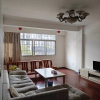 坪鋪小區(qū)  115㎡ 1200元/月