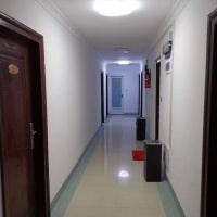 單身公寓出租，拎包入住，瓷城花園50棟一單元