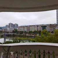 龍東小區(qū)  110.00㎡ 1300元/月