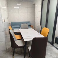 萬(wàn)達(dá)邊上二房一廳拎包入住，??18960491316