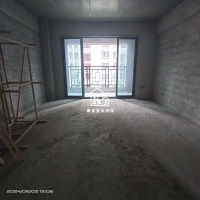 文亭小區(qū)  邊套三房，急售123㎡ 96萬元