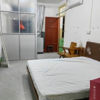 宝美街 泉山酒店后面单身公寓 35㎡ 700元/月