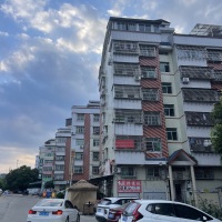 興達廠小區(qū)  125㎡ 1500元/月